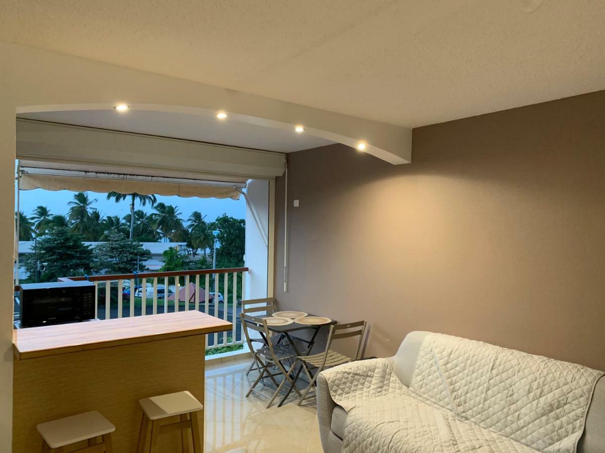 Studio ds résidence sécurisée avec vue&accès à la mer . Le Moule Extérieur photo